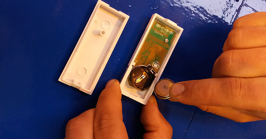 Image showing battery being replaced in doorbell